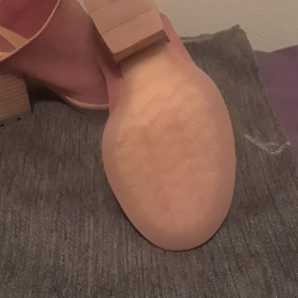 Women s sandals